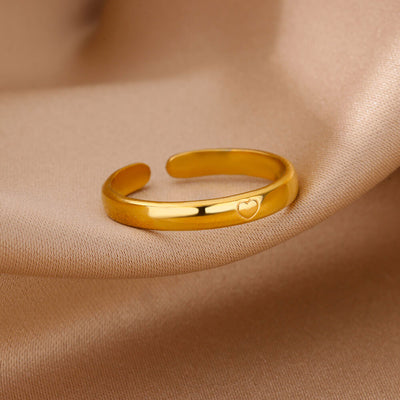 Clara | Love Ring 18K Gold