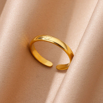 Clara | Love Ring 18K Gold