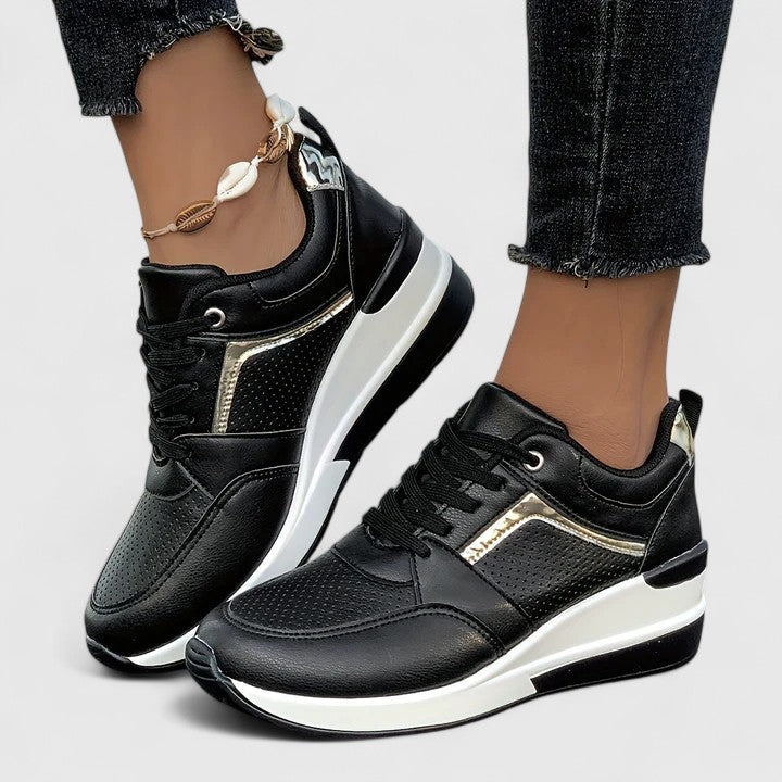 Black / 12 US | 43 EU