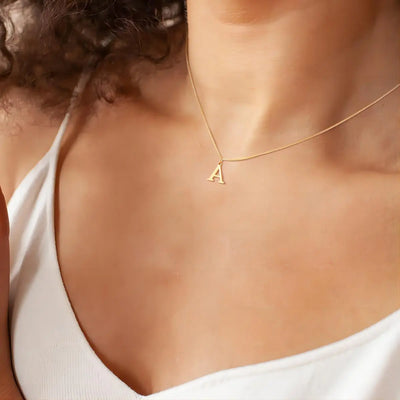 Clara | Initials Necklace in 18K Gold