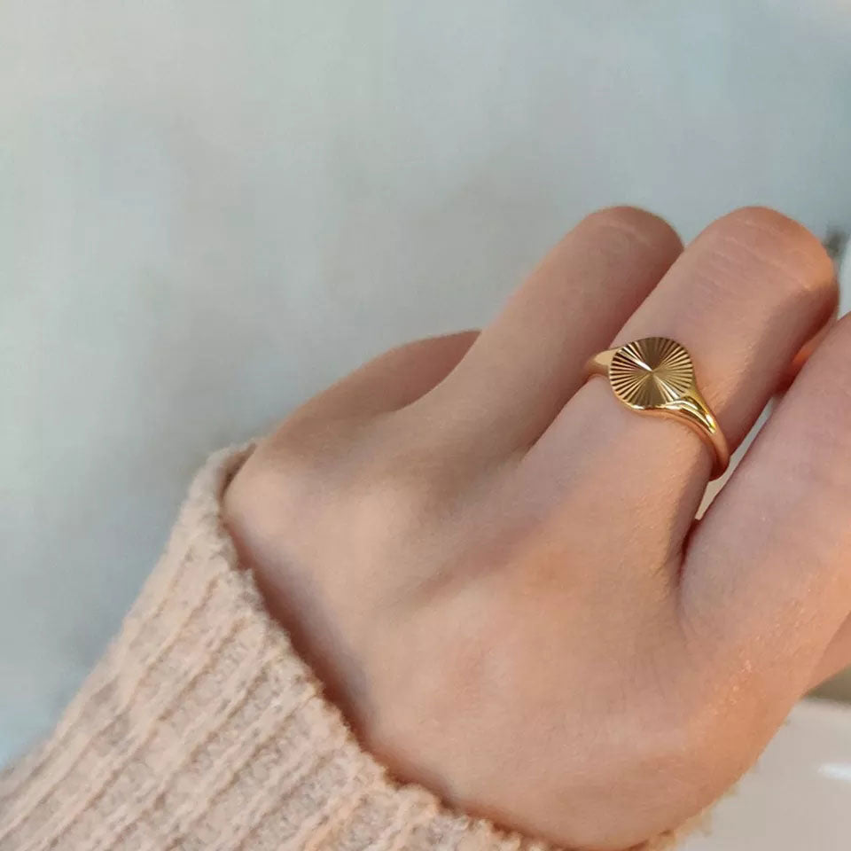 Clara | Sunburst Ring 18K Gold