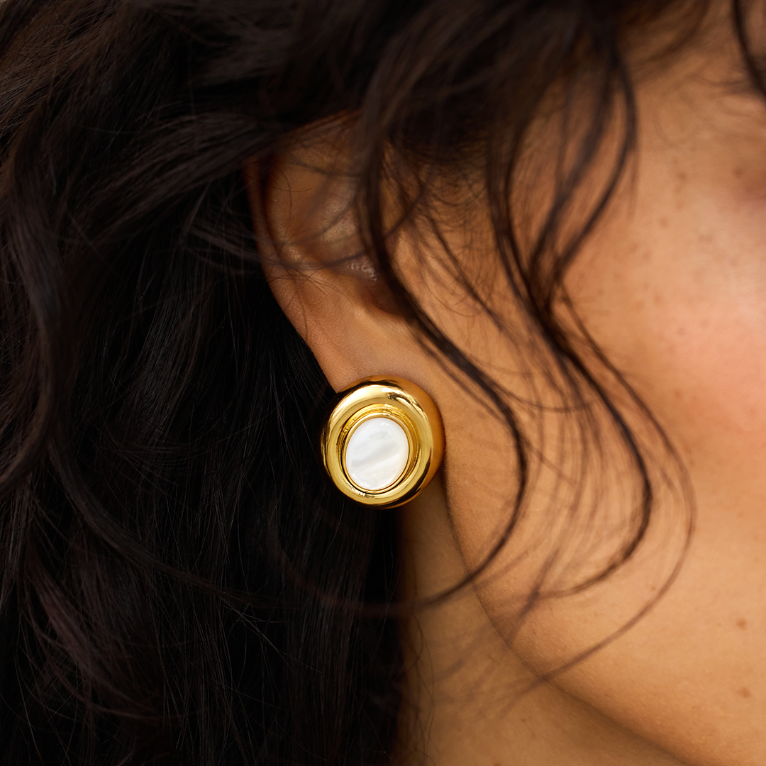 Clara | Stud Earrings 18k Gold