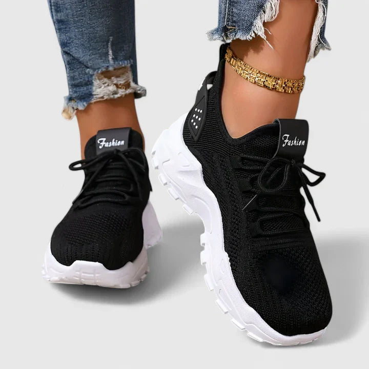 Black / 12 US | 43 EU