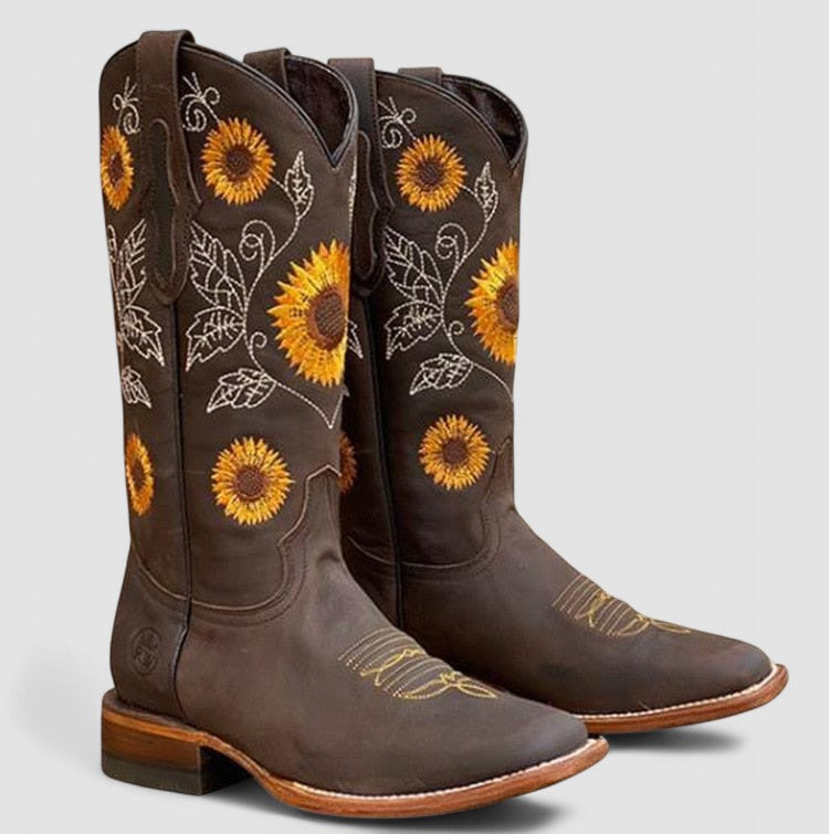 Daisy – Orthopedic Western Boots