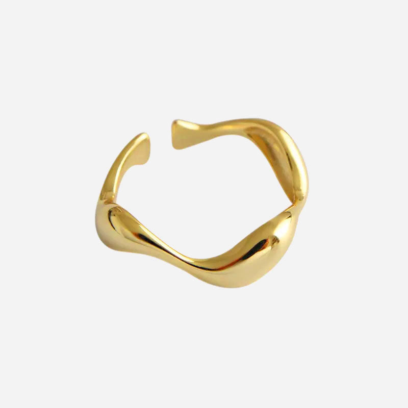 Clara | Wave Ring 18K Gold
