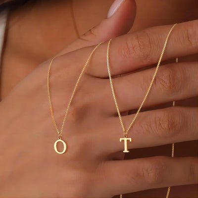 Clara | Initials Necklace in 18K Gold